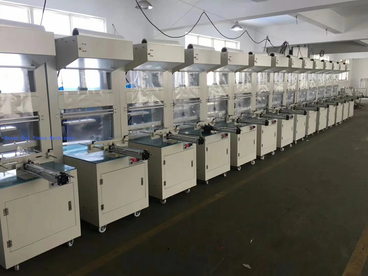  shrink wrapping machine