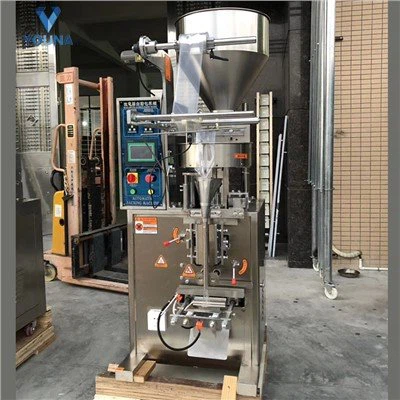 Automatický balicí stroj na obilí