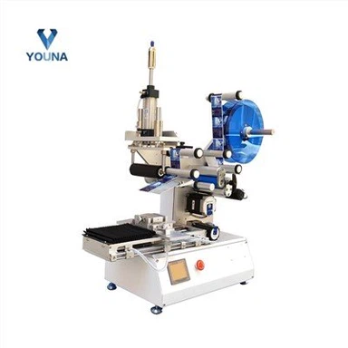 Poloautomatická etiketovací mašina na ploché láhve